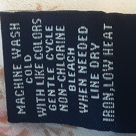 NWT FLORAL WRAP BLOUSE by MAX STUDIO - Picture 8 of 10